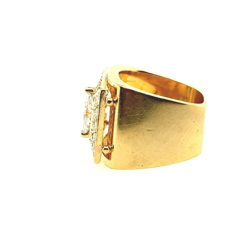 Retro Gold Mens 1.67 Carat Natural Marquise and Round Diamond Cocktail Ring 1970