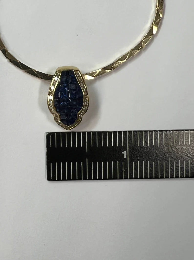 Retro Gold 2.92 Carat Natural Blue Sapphire and Round Diamond Pendant Circa 1960