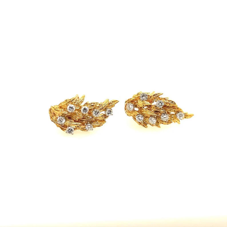 Retro French 6.04 Carat Natural Diamond and Gold Bracelet Earring Set Circa 1960
