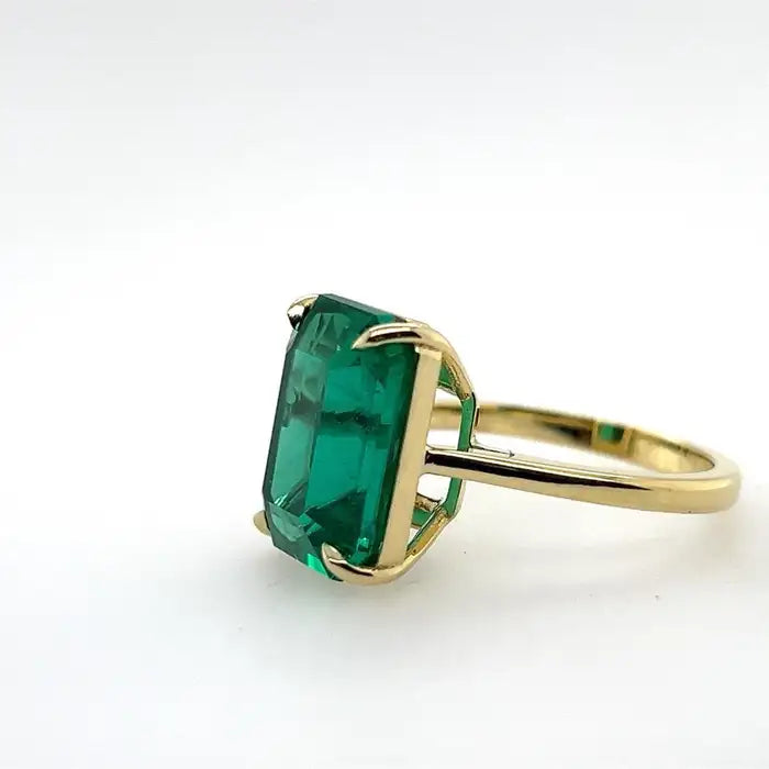 Modern Gold 8.27 Carat AGL Certified Natural Zambian Green Emerald Cocktail Ring