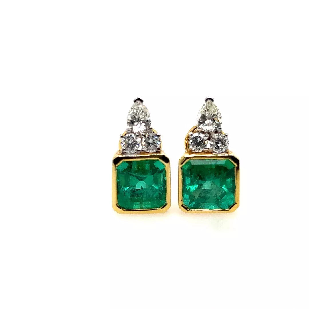 Retro Gold 7.25 Carats GIA Certified Natural Colombian Emerald Diamond Earrings