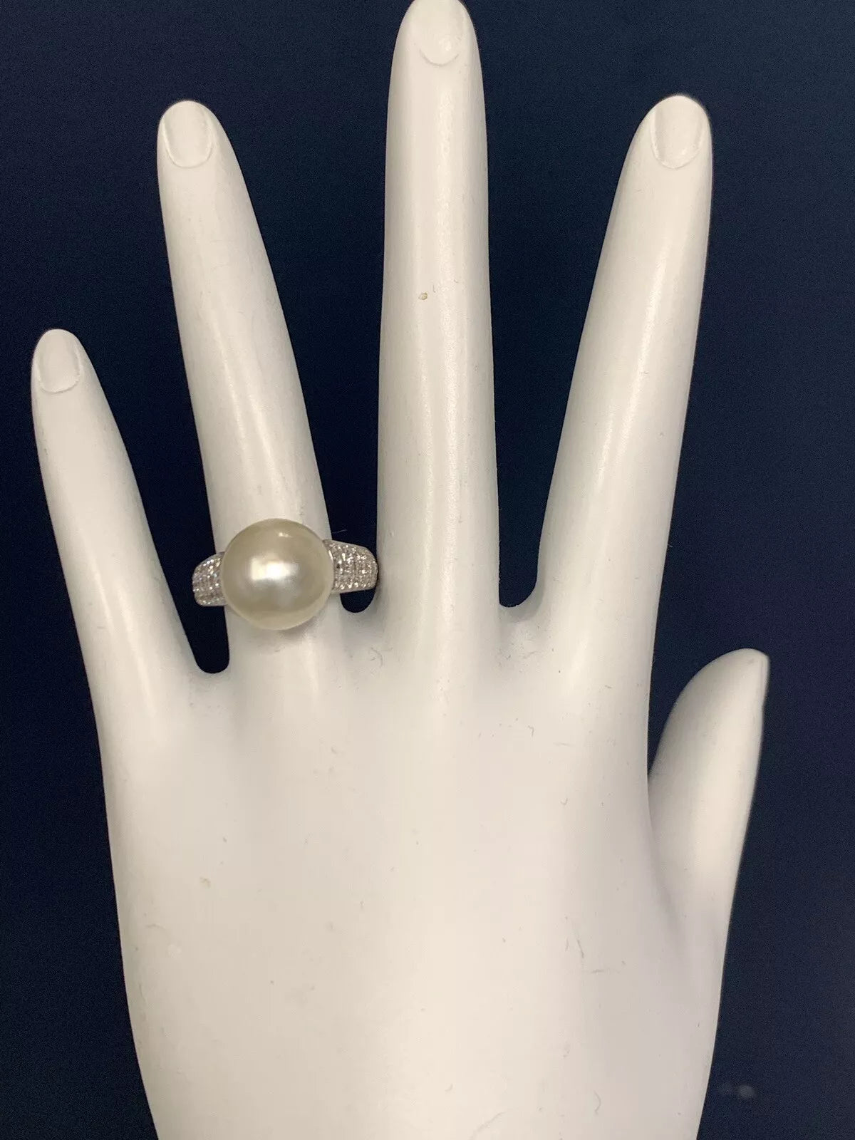 GIA Certified 10.07 Carat Natural Diamond and Saltwater Pearl 11.5mm Gold Ring