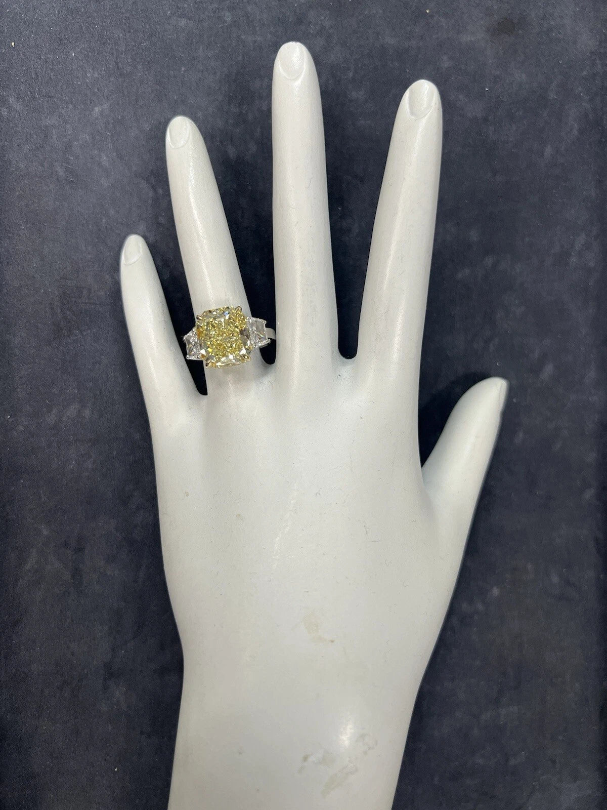 GIA Certified 7.28 Carat Natural Fancy Yellow VVS2 Diamond Plat Engagement Ring