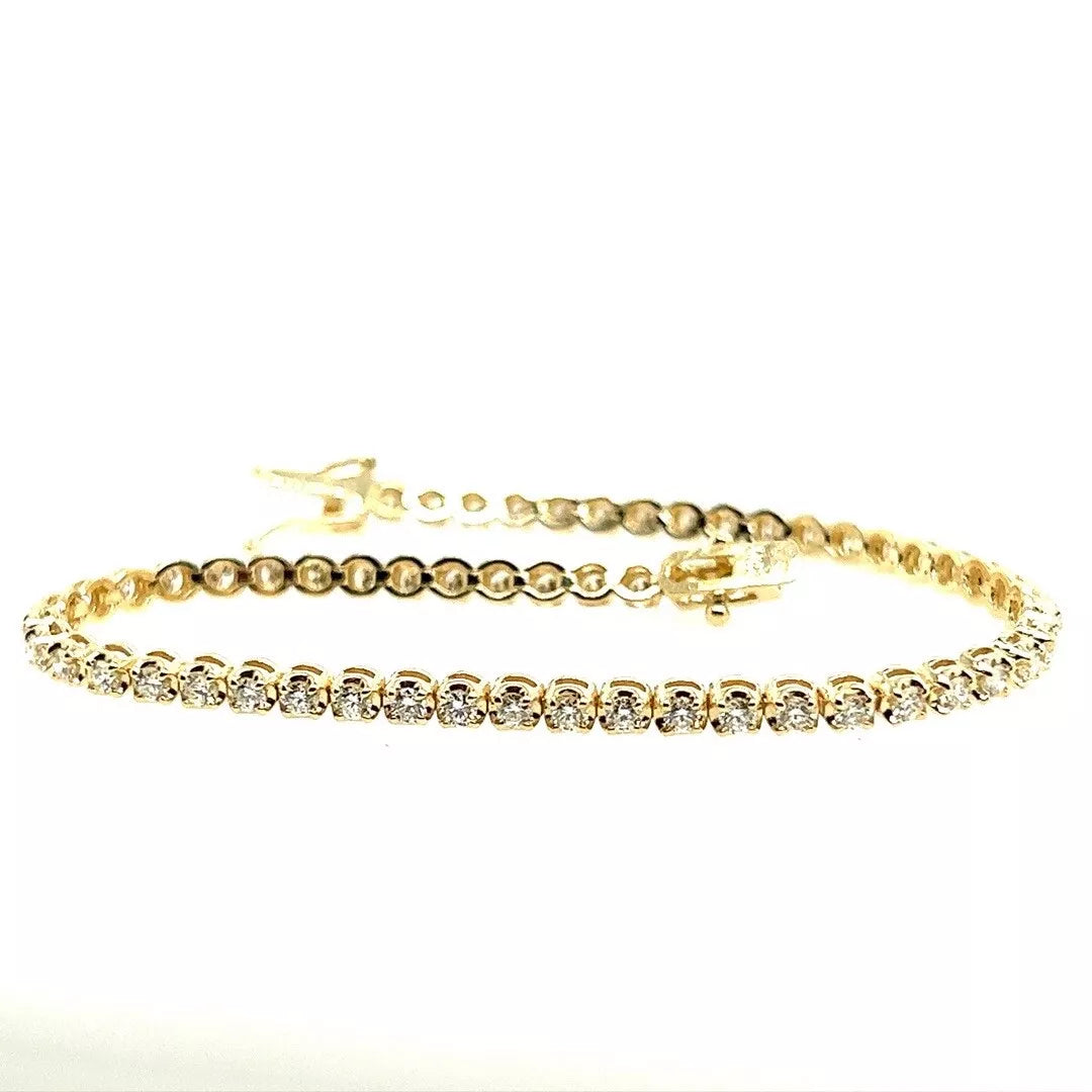 Modern Gold 2.00 Carat Natural Round Brilliant G-H VS Diamond Tennis Bracelet