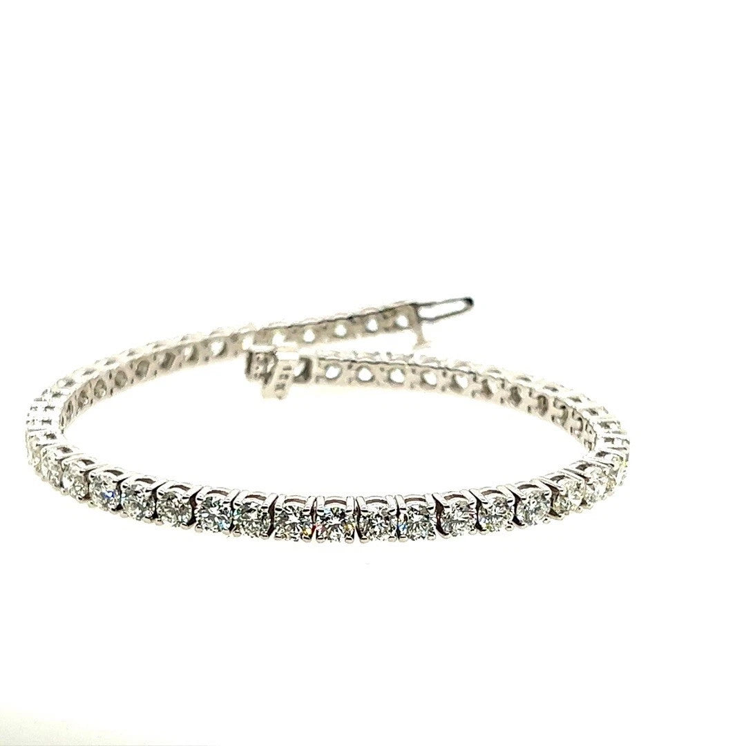 Modern Gold 8.72 Carat Natural Round Brilliant Colorless Diamond Tennis Bracelet