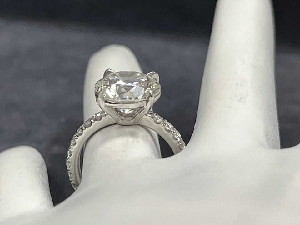 GIA Certified 4.02 Carat G SI2 EX Cut None Natural Round Diamond Engagement Ring