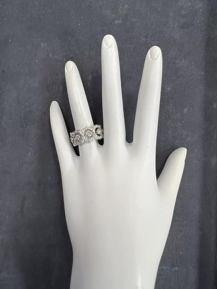 Modern Gold 2.16 Carat Natural Round Brilliant Colorless Diamond Engagement Band