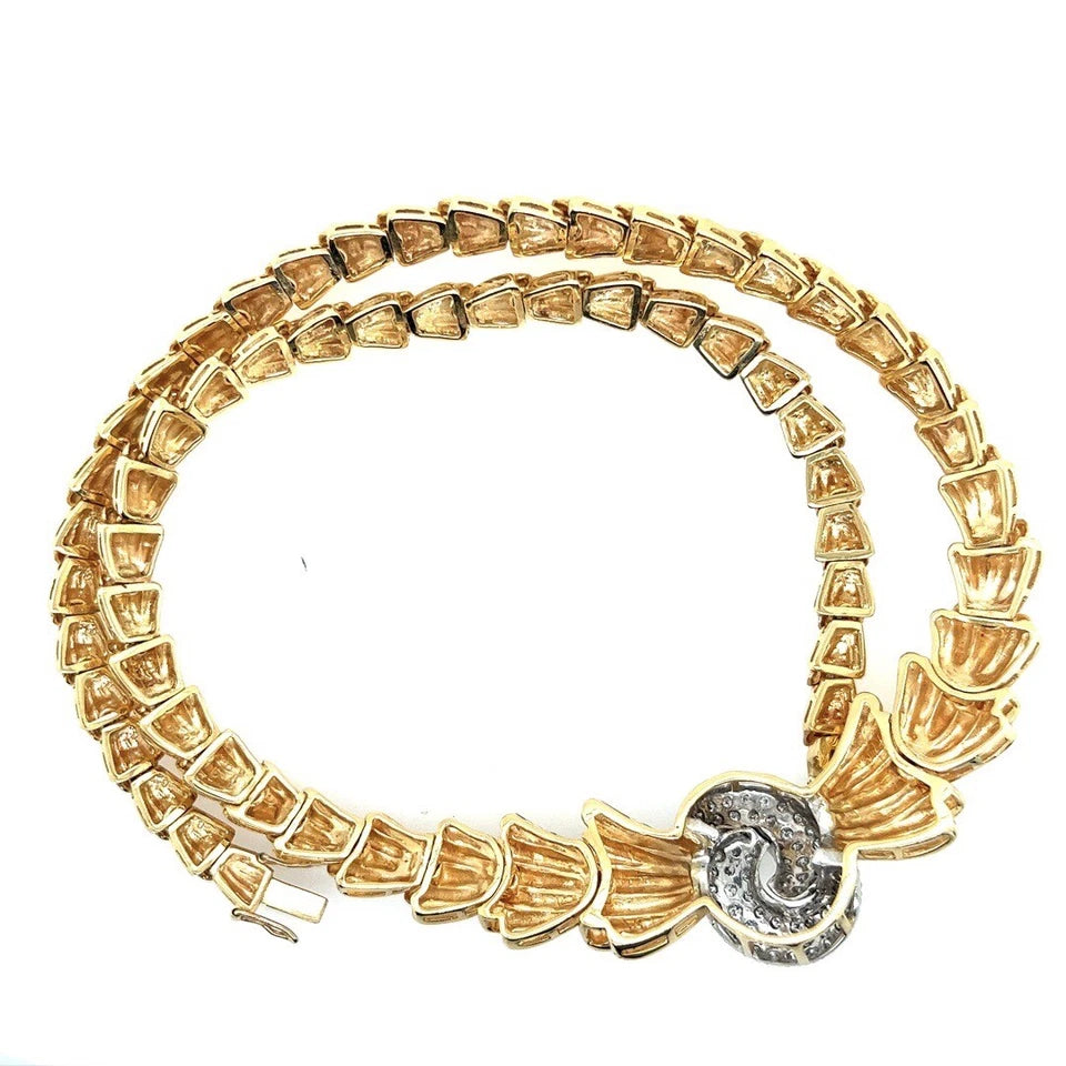 Art Nouveau Gold 1.05 Carat Natural Round Brilliant Diamond Necklace Circa 1960