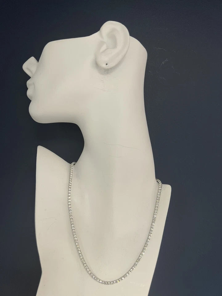 Modern Gold 11.29 Carats Natural Round Brilliant G Color Diamond Tennis Necklace