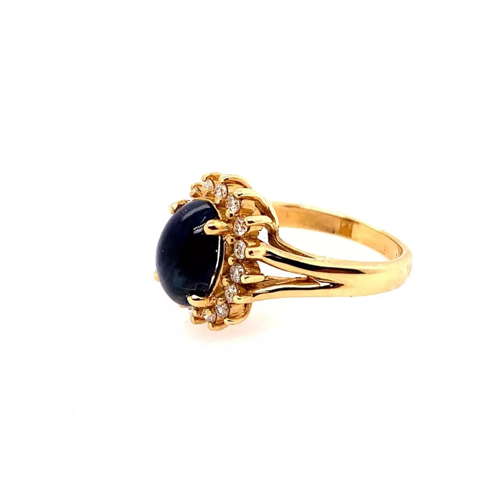 Retro Gold Cocktail Ring 4.50 Carat Natural Blue Sapphire & Diamond Circa 1960