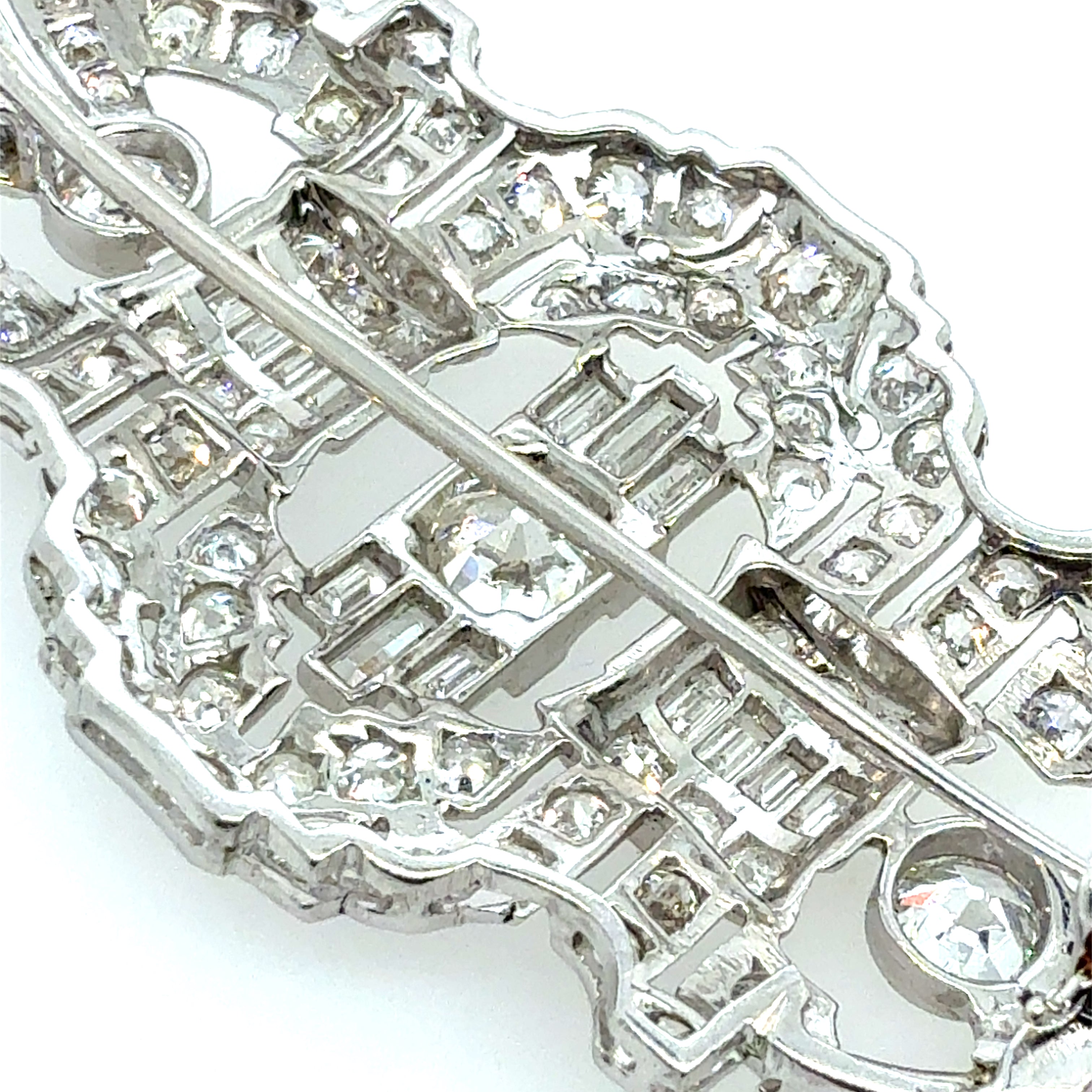 Rare Art Deco 7.5 Carat Natural Old Euro and Baguette Diamond Platinum Brooche