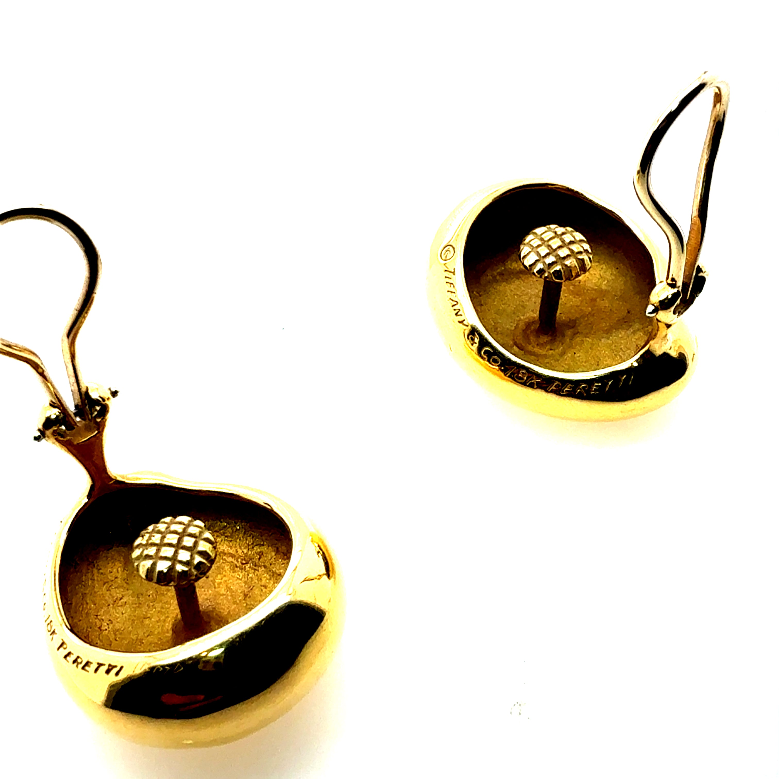 Retro Gold Tiffany & Co. Signed Peretti Thumbprint Clip Statement Earrings