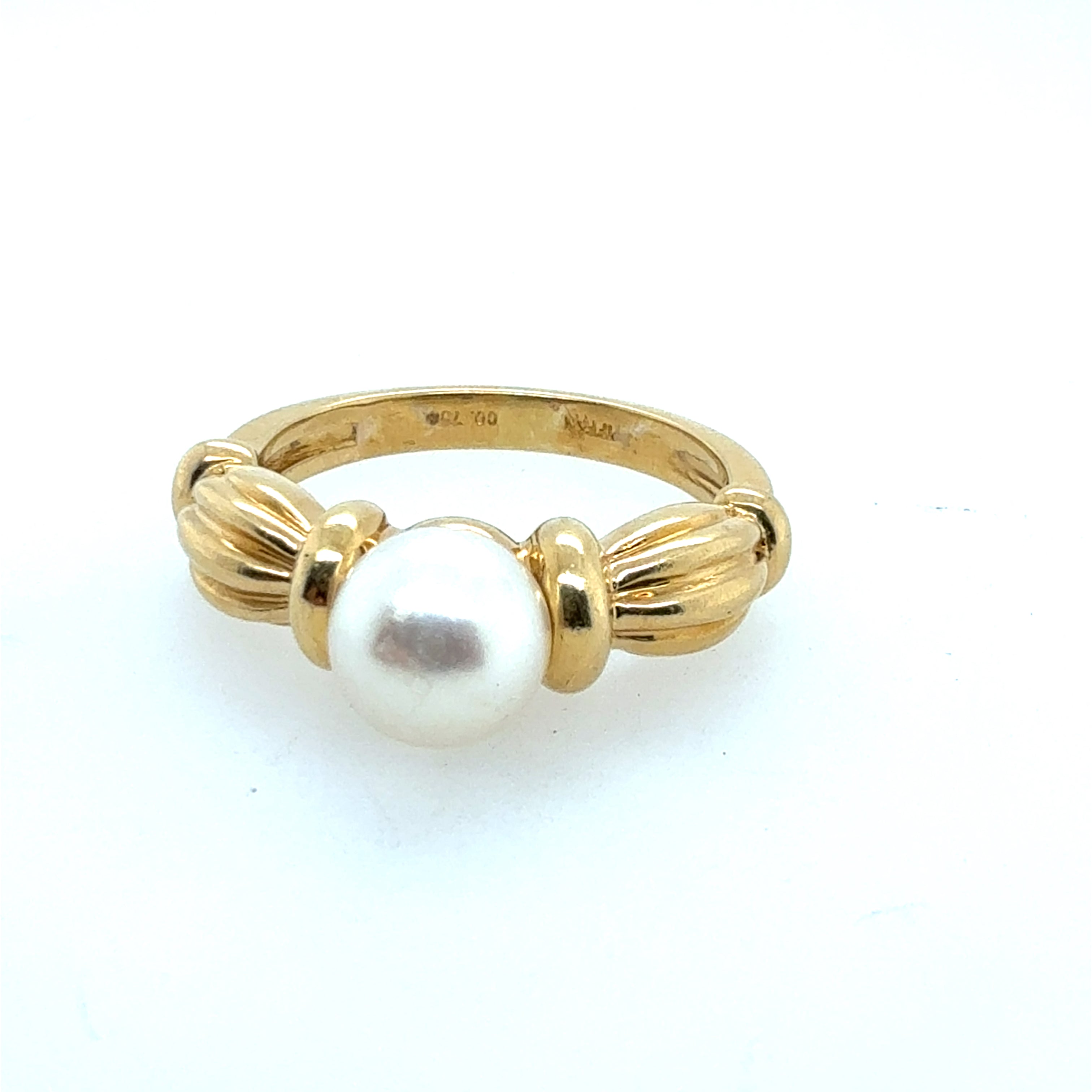 Retro Yellow Gold 7 mm South Sea Cultured Pearl Statement Ring Circa 1980
