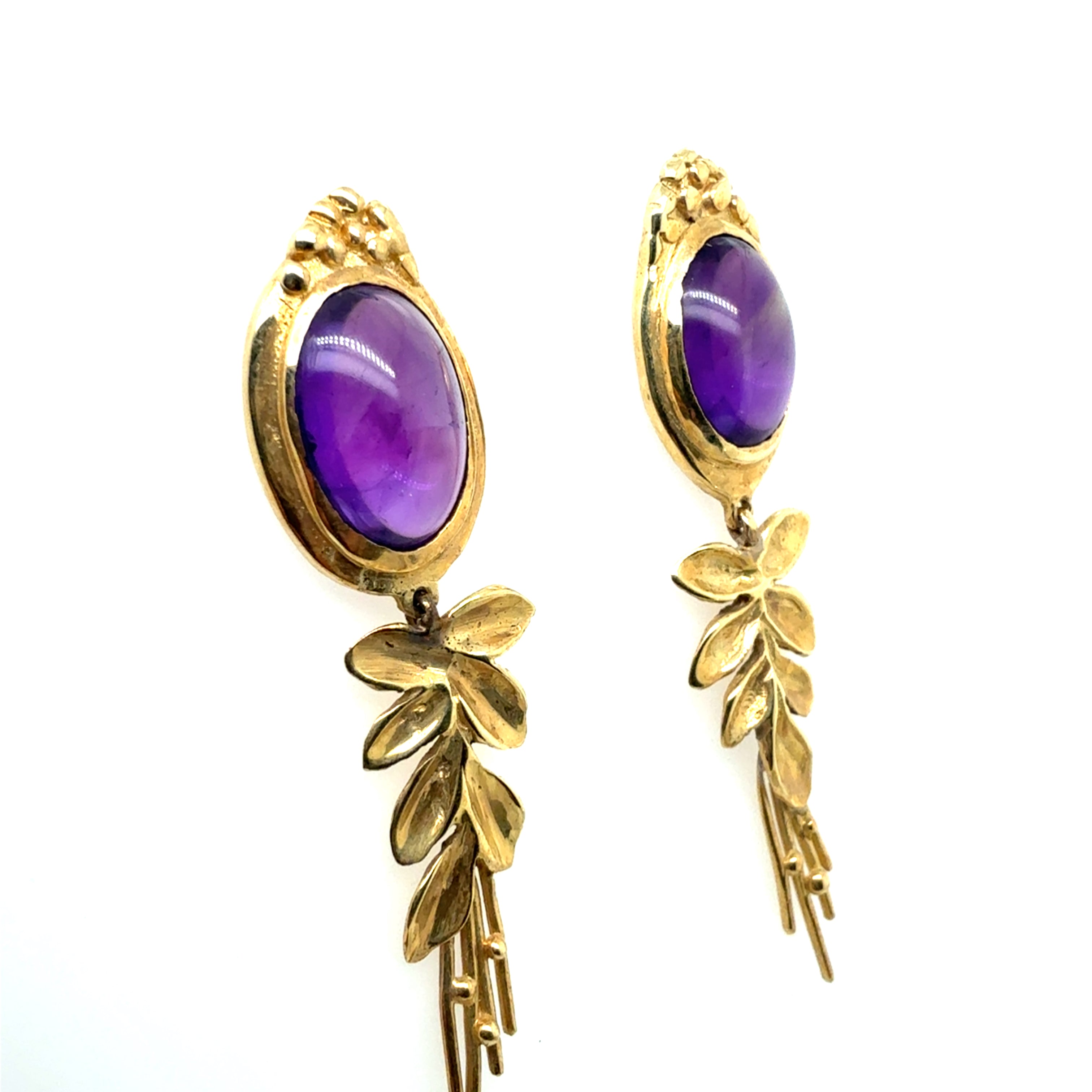 Retro Yellow Gold Oval Cabochon Purple Amethyst Drop Earrings Circa 1970