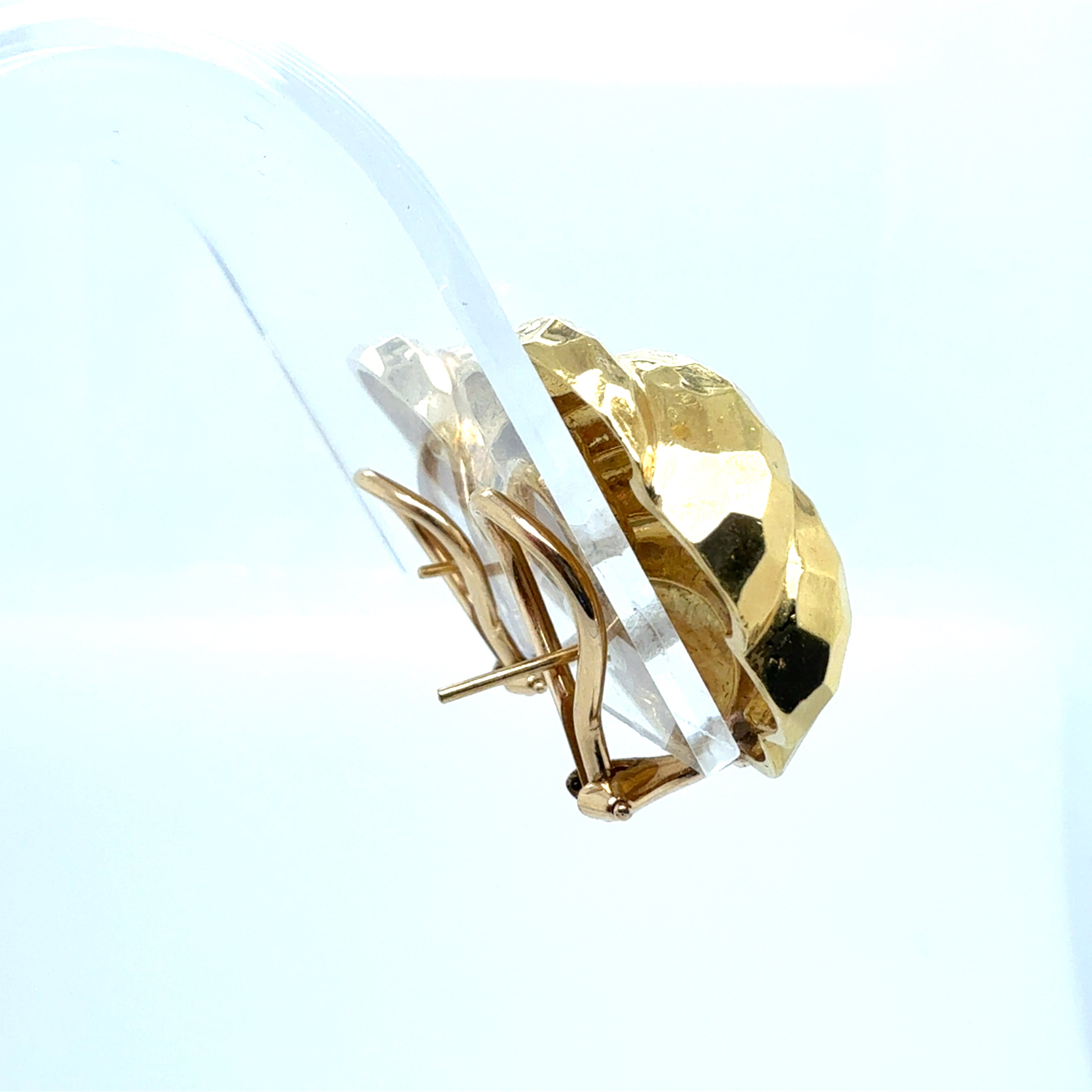 Retro 18K Yellow Gold Hammered Shrimp Style Lever Back Earrings 1990s