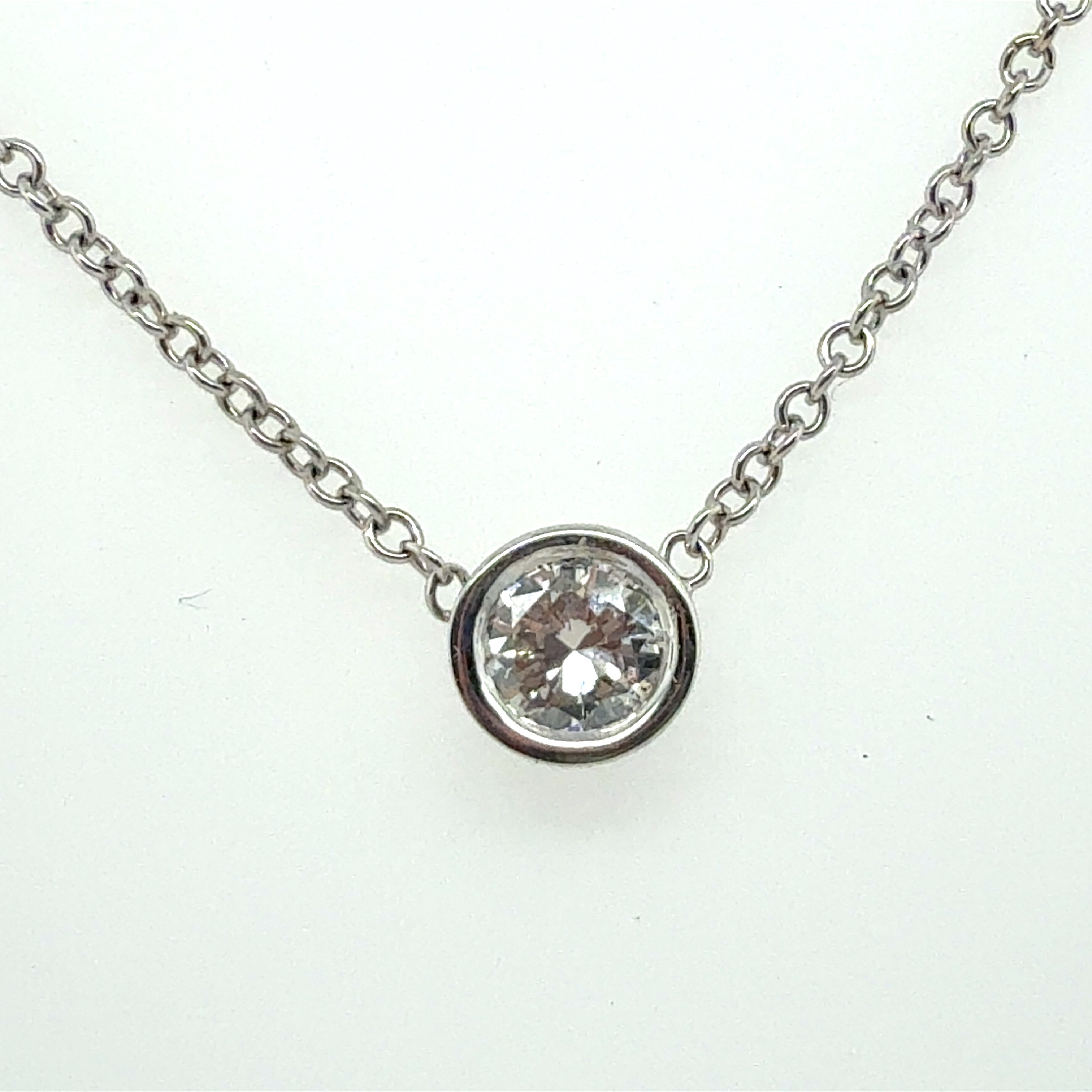 Modern White Gold 0.70 CARAT Natural Round Diamond BEZEL Set Necklace