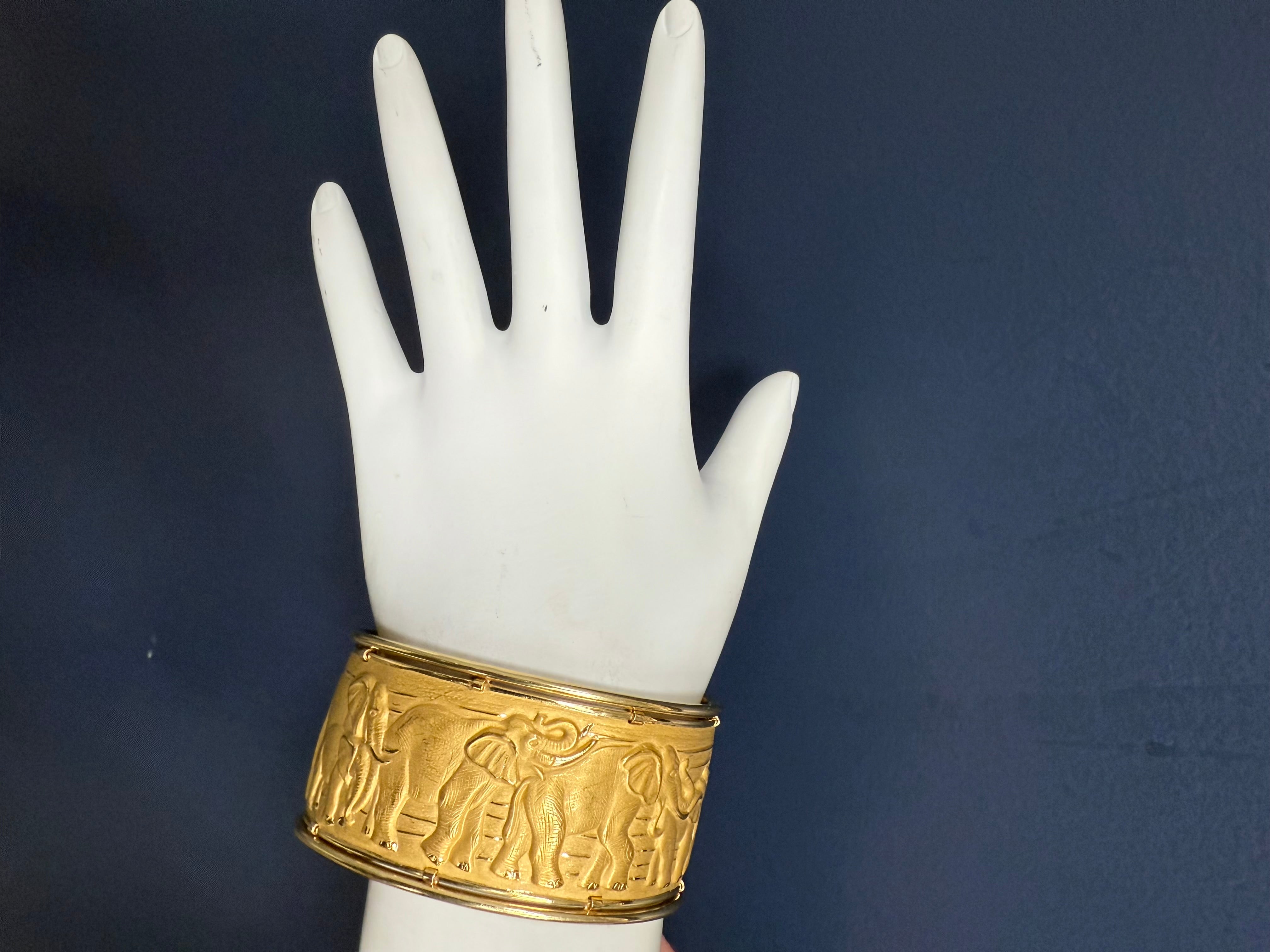 Retro Gold Signed Carrera y Carrera Elephant Repousse Cuff Bangle