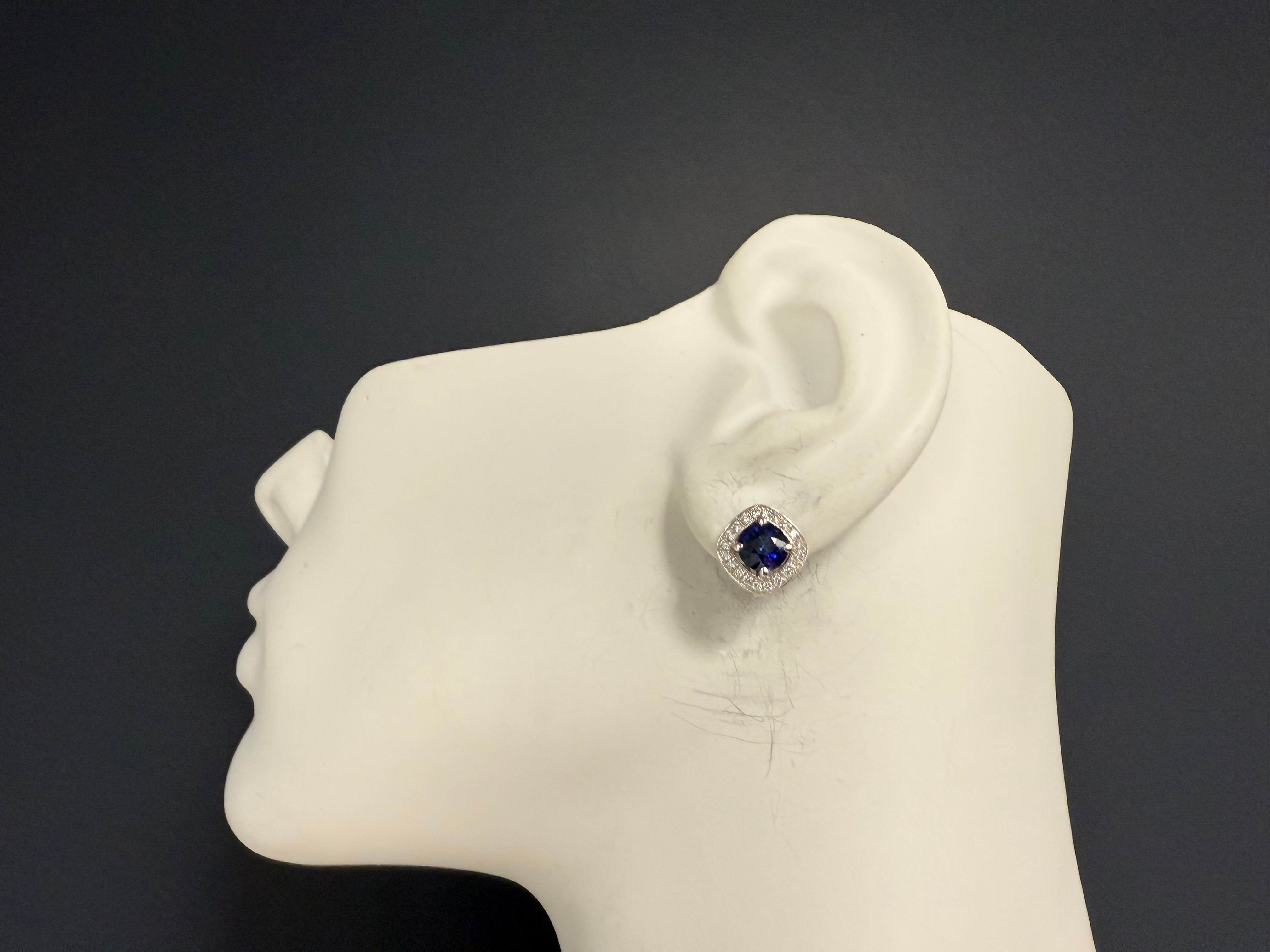 Modern Gold 2.8 Carats Natural Royal Blue Sapphire & Diamond Stud Halo Earrings