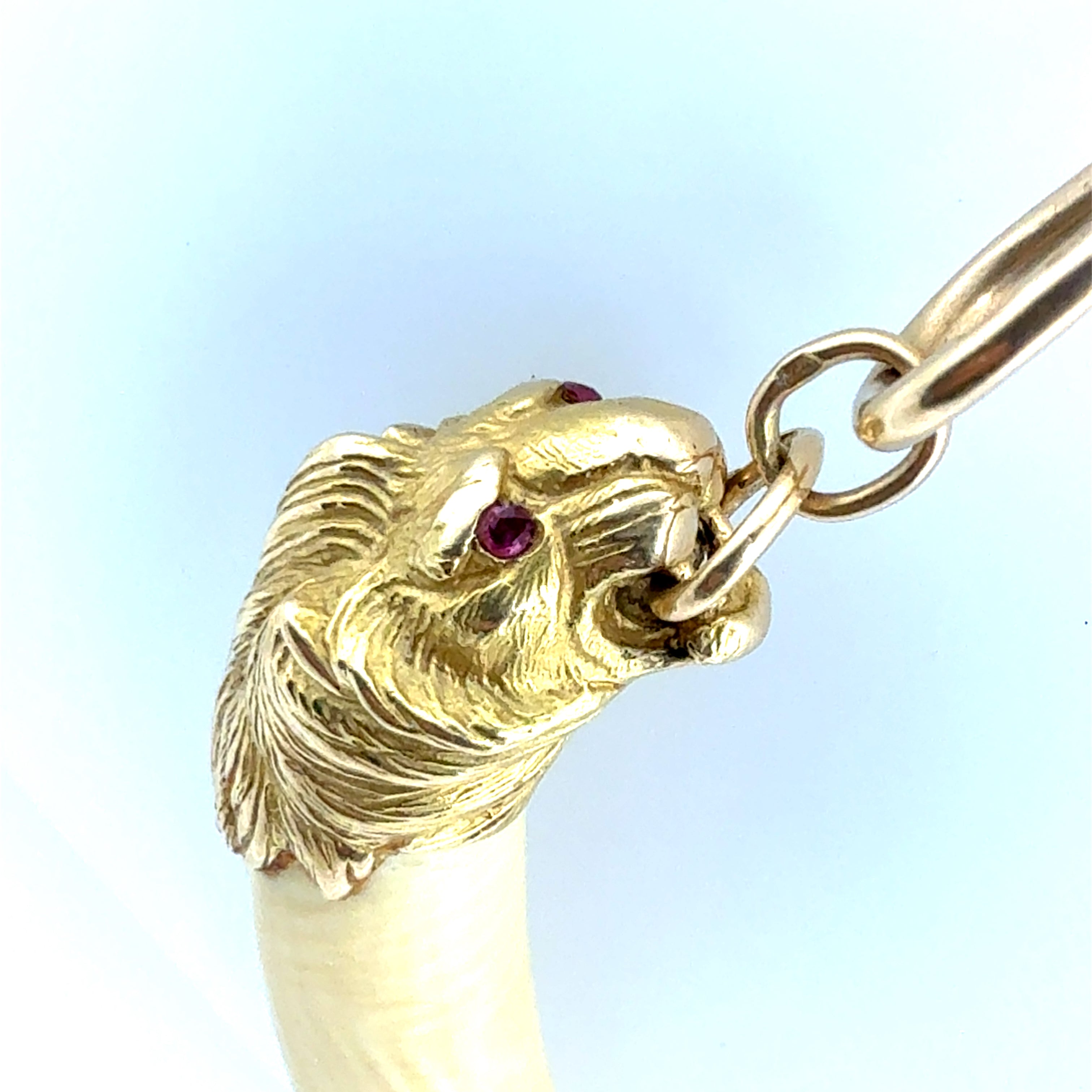 Retro 18K Yellow Gold Lion Head Bone Pendant Made In France