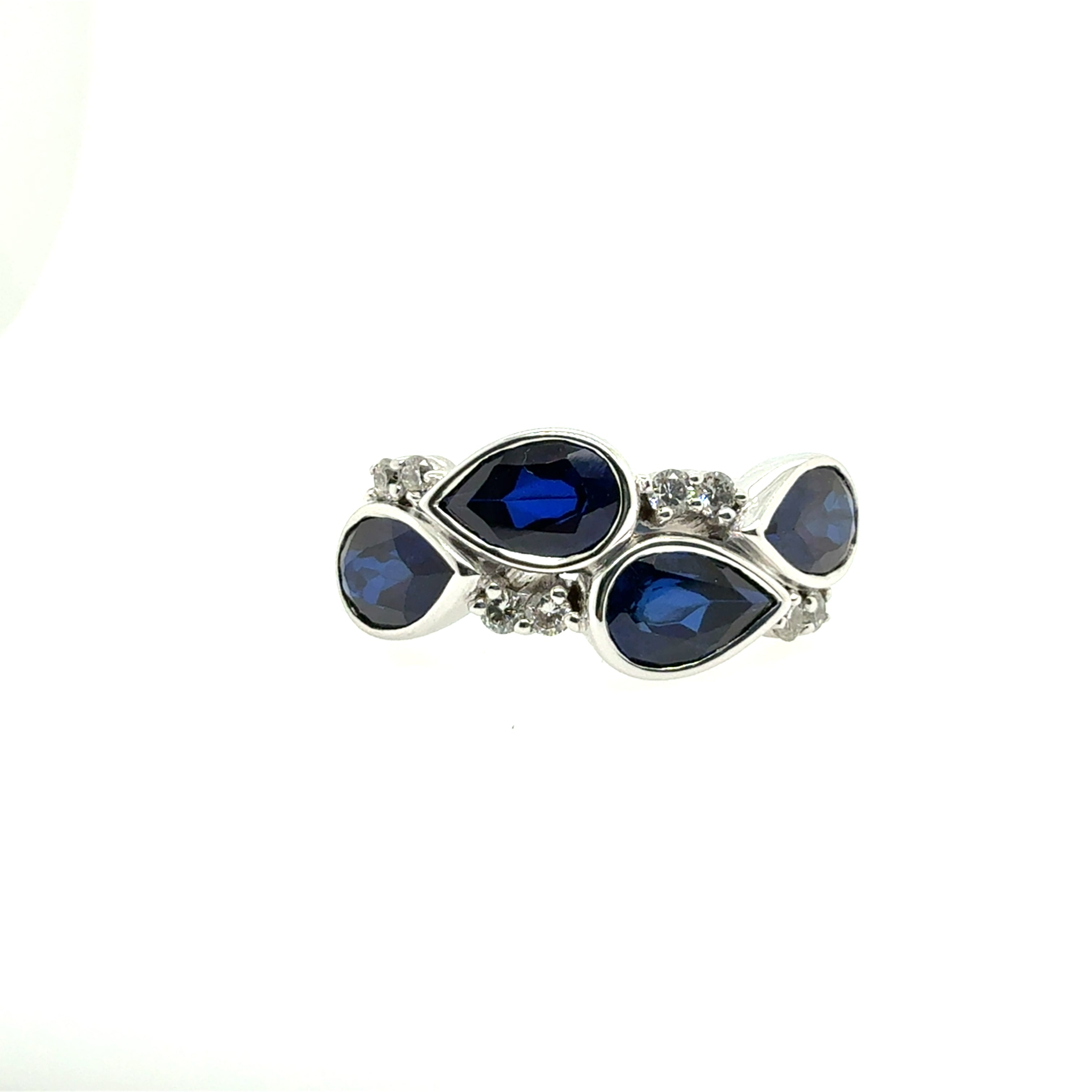 Modern Gold 4.75 Carat Natural Royal Blue Sapphire & Diamond Cocktail Ring