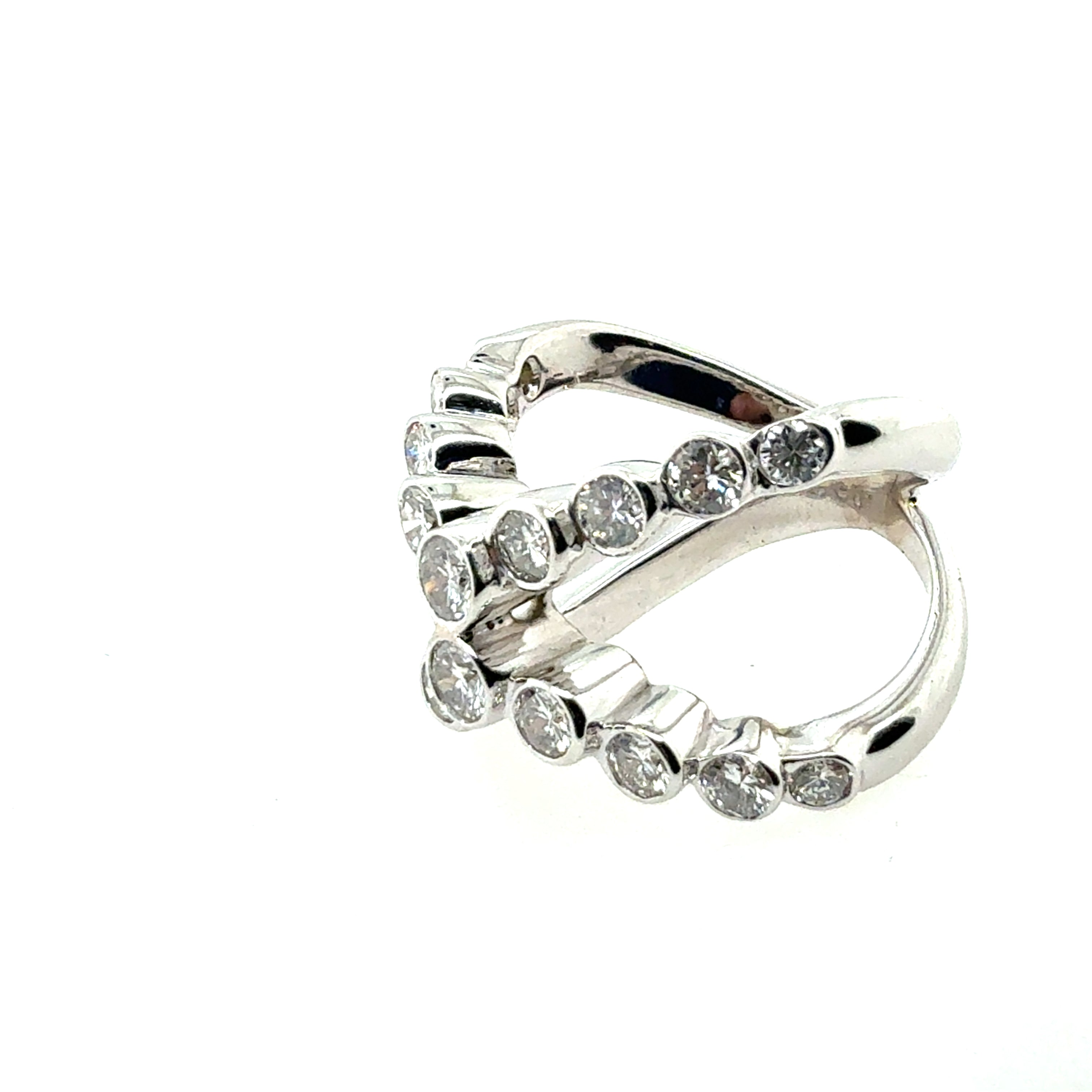 Modern Gold 1 Carat Natural Colorless Round Diamond Criss Cross Ring