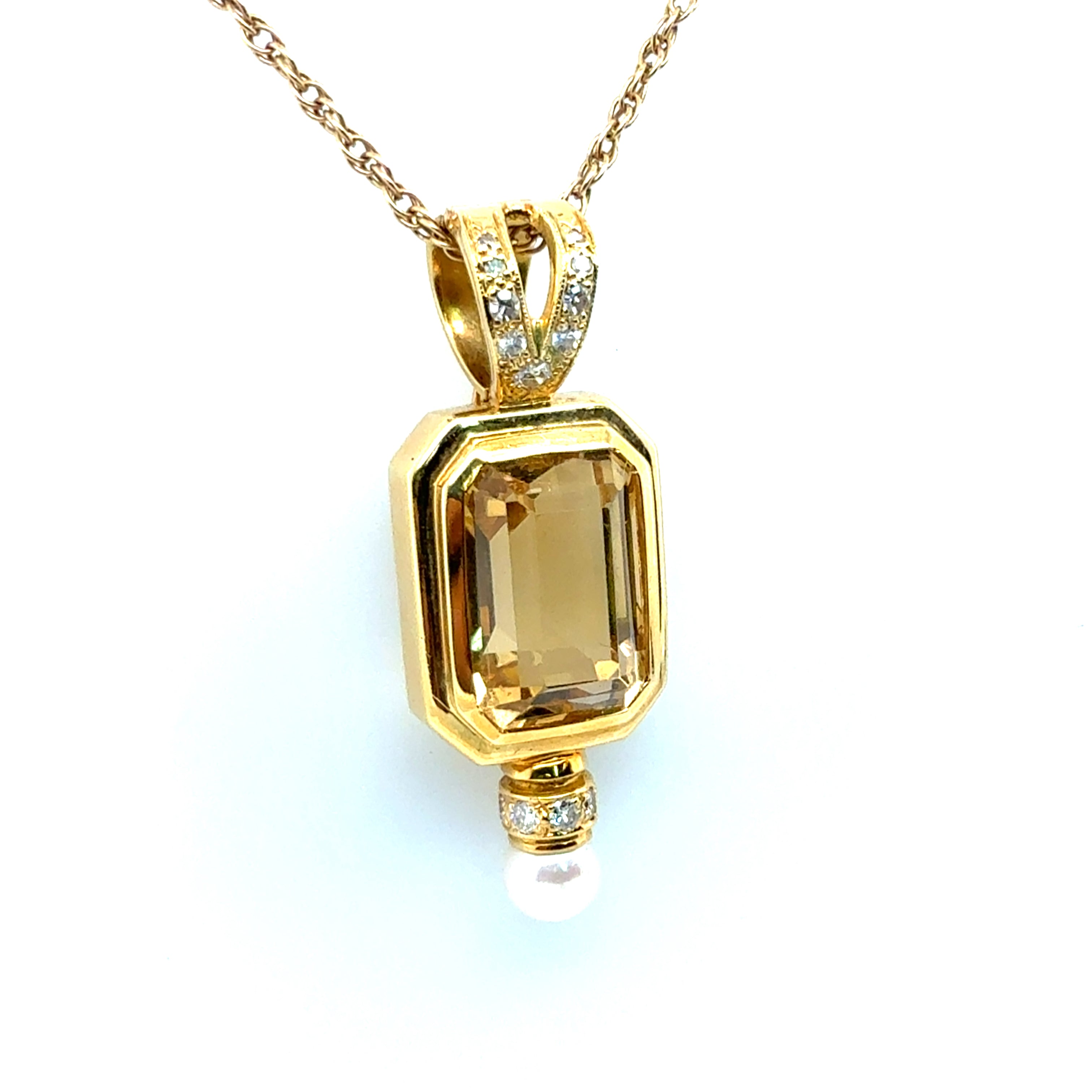 Retro Yellow Gold Natural Citrine Quartz & Diamond Statement Pendant Circa 1990