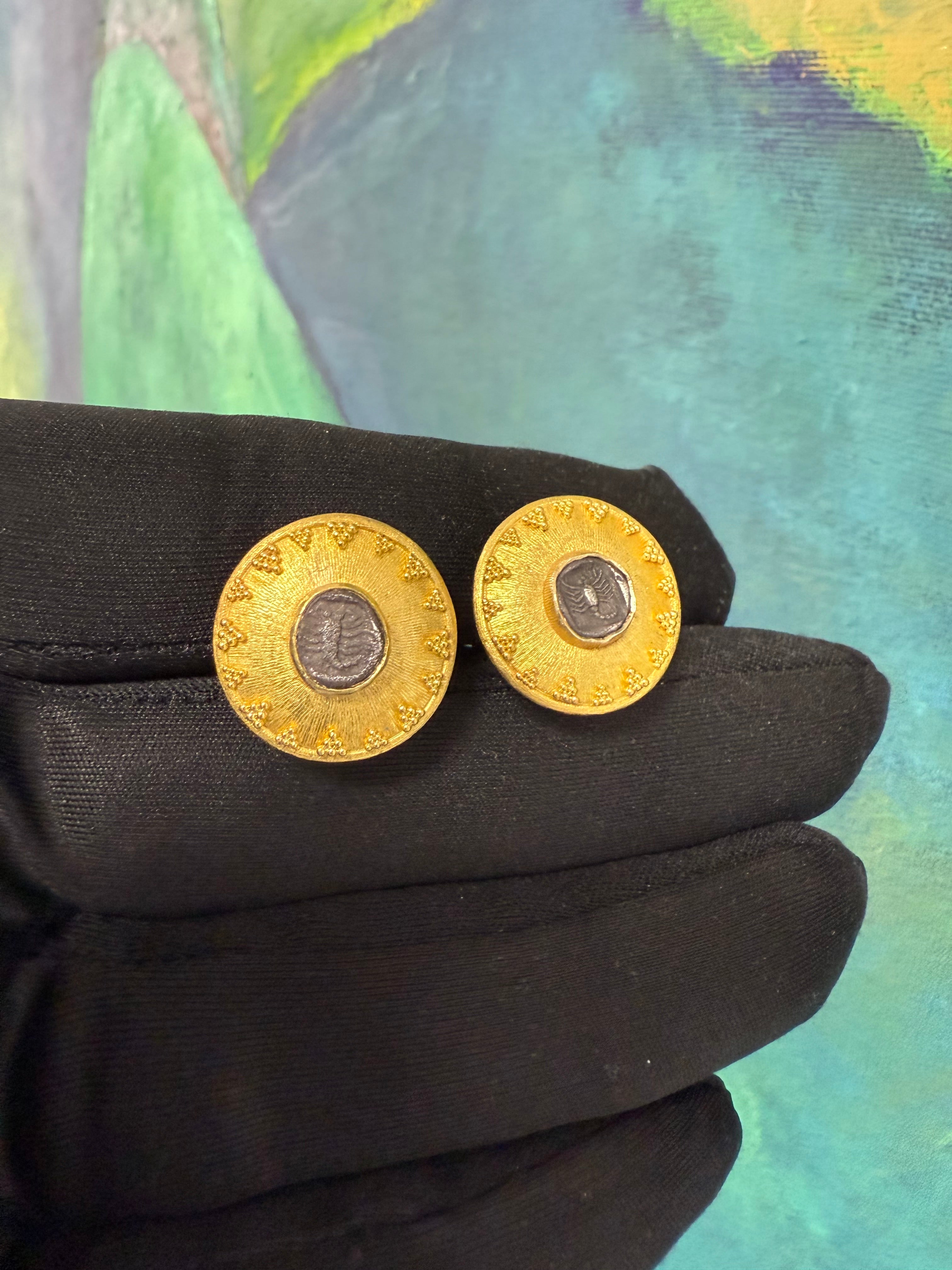 Retro 22K Gold Ancient Scorpion Coin Statement Earrings Hallmarked IRA 1997