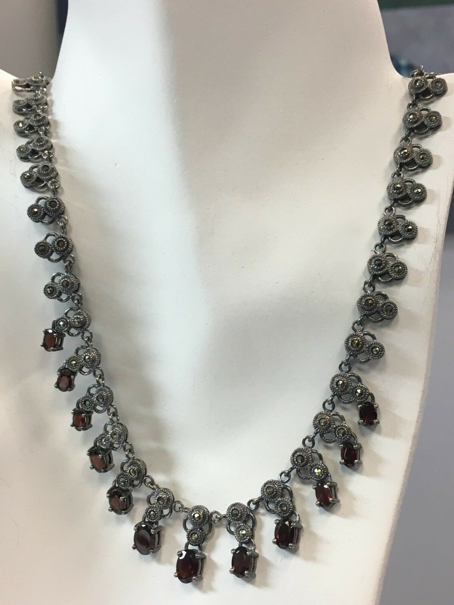 Rare Estate 925 Silver 41.27g Vintage Necklace Red Garnet Like Antique Gem Stone