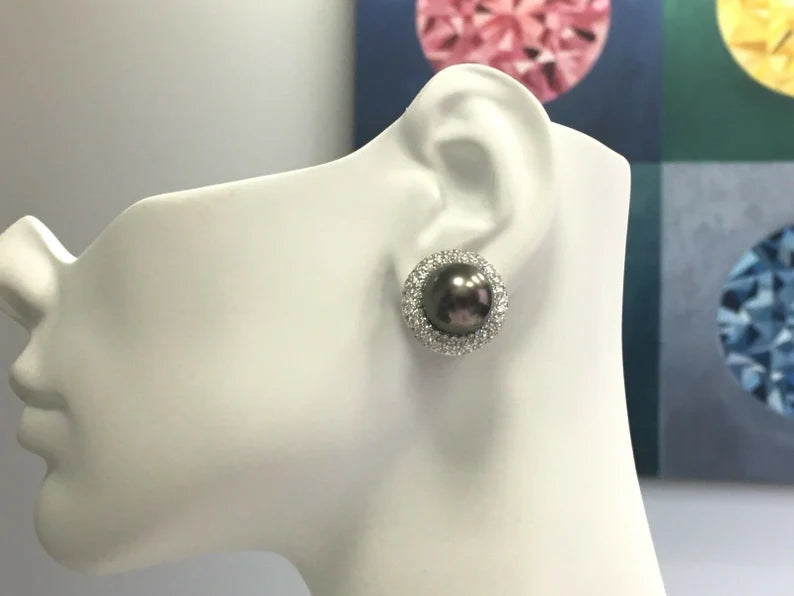 Modern Gold 5.40 Carat Natural Diamond Tahitian & South Sea Pearl Earrings