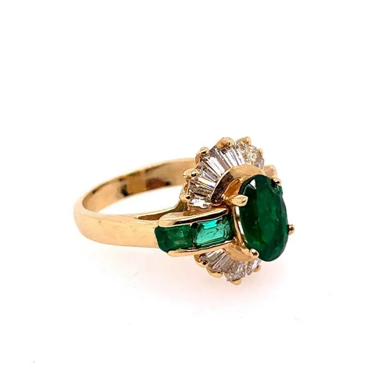 Retro Gold Cocktail Ring 3.1 Carat Natural Emerald Gemstone & Diamond Circa 1950