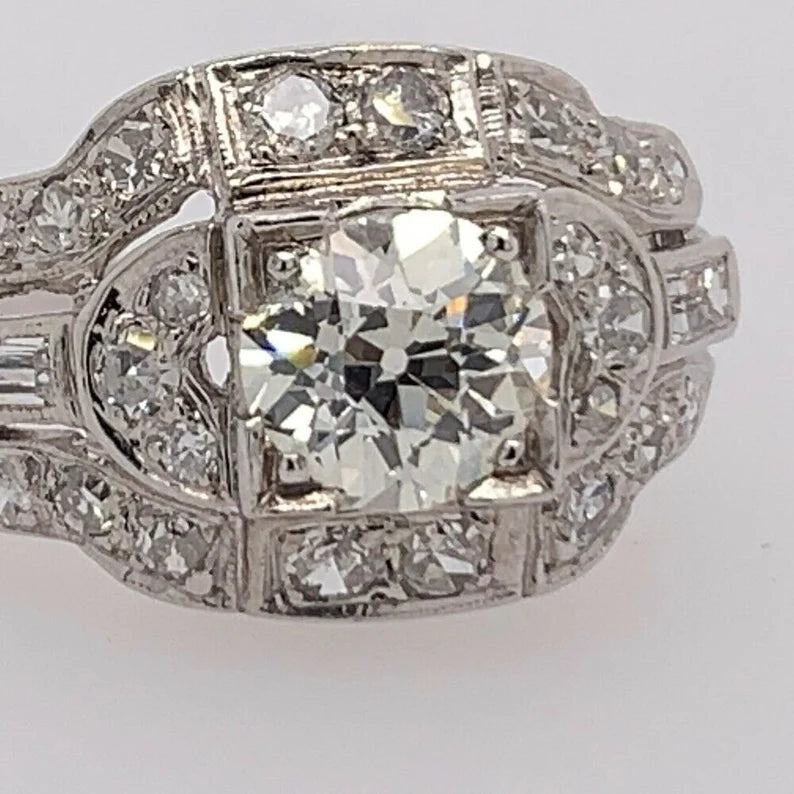 Art Deco Gold Ring 1.25 Carat Natural Old Euro & Baguette Diamond Circa 1950