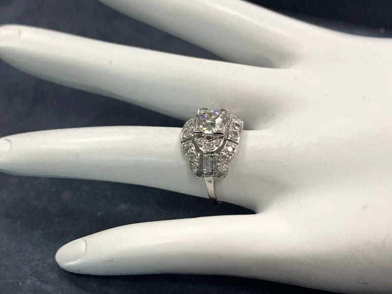 Art Deco Gold Ring 1.25 Carat Natural Old Euro & Baguette Diamond Circa 1950