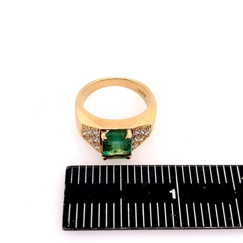 Retro Gold 2.30 Carat Cocktail Ring Natural Emerald Gem & Diamond Circa 1960