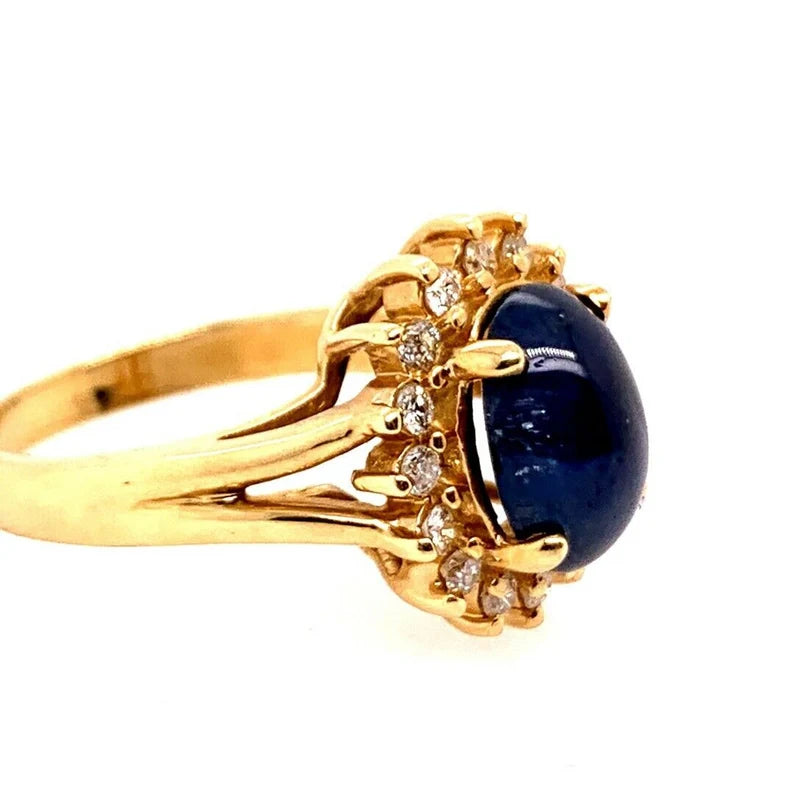 Retro Gold Cocktail Ring 4.50 Carat Natural Blue Sapphire & Diamond Circa 1960