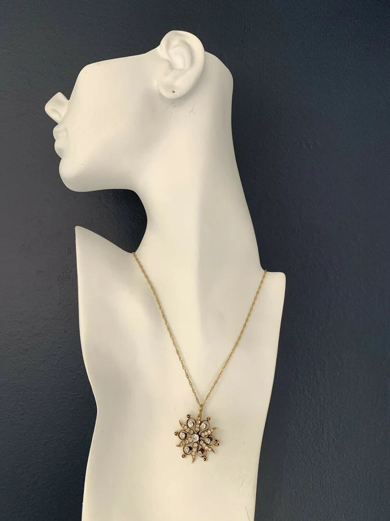 2.50 Carats Victorian Gold Pendant Old European Cut Natural Diamonds Circa 1900