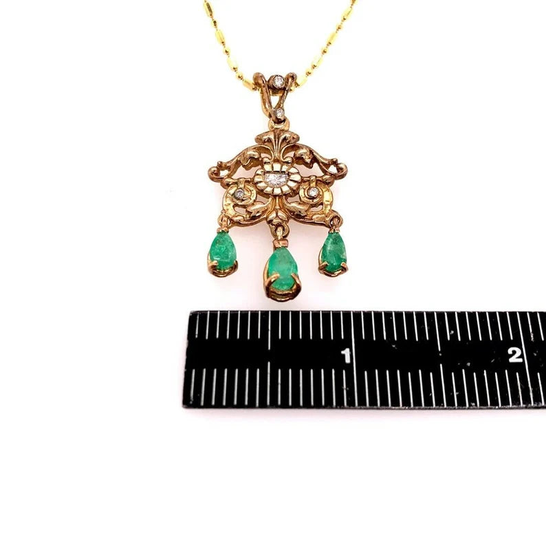 Retro Gold Pendant 1.80 Carat Natural Diamond & Emerald Gem Stone Circa 1960