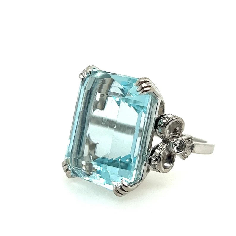 Retro Gold 20 Carat Natural Aquamarine and Diamond Cocktail Ring Circa 1960
