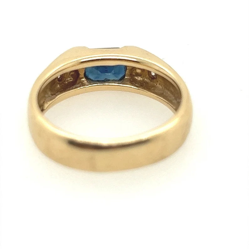 Retro Gold 1.31 Carat Natural Diamond and Blue Sapphire Cocktail Ring Circa 1980