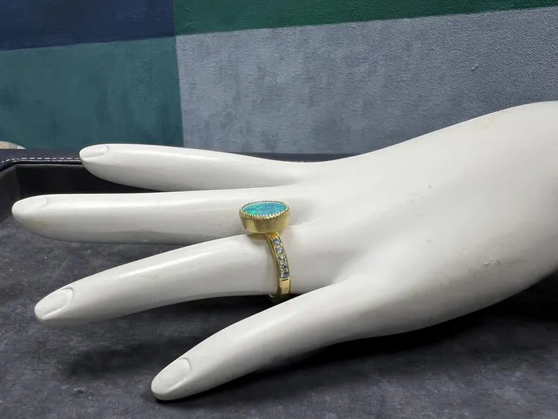 Modern Gold Australian Lightning Ridge Opal Doublet Cocktail Statement Ring