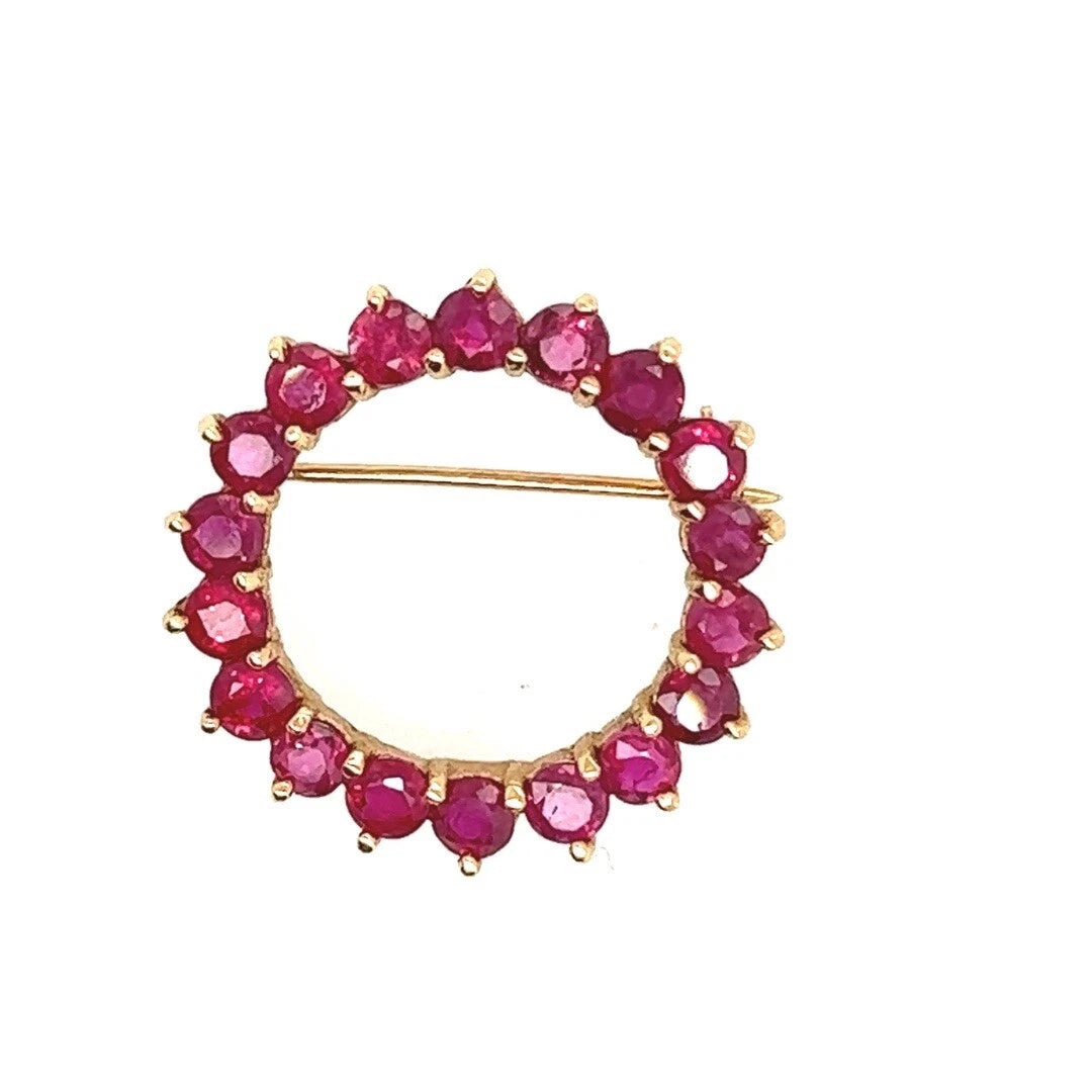 Retro Gold 4 Carat Natural Red Ruby Gemstone Circular Brooche Pin, Circa 1970