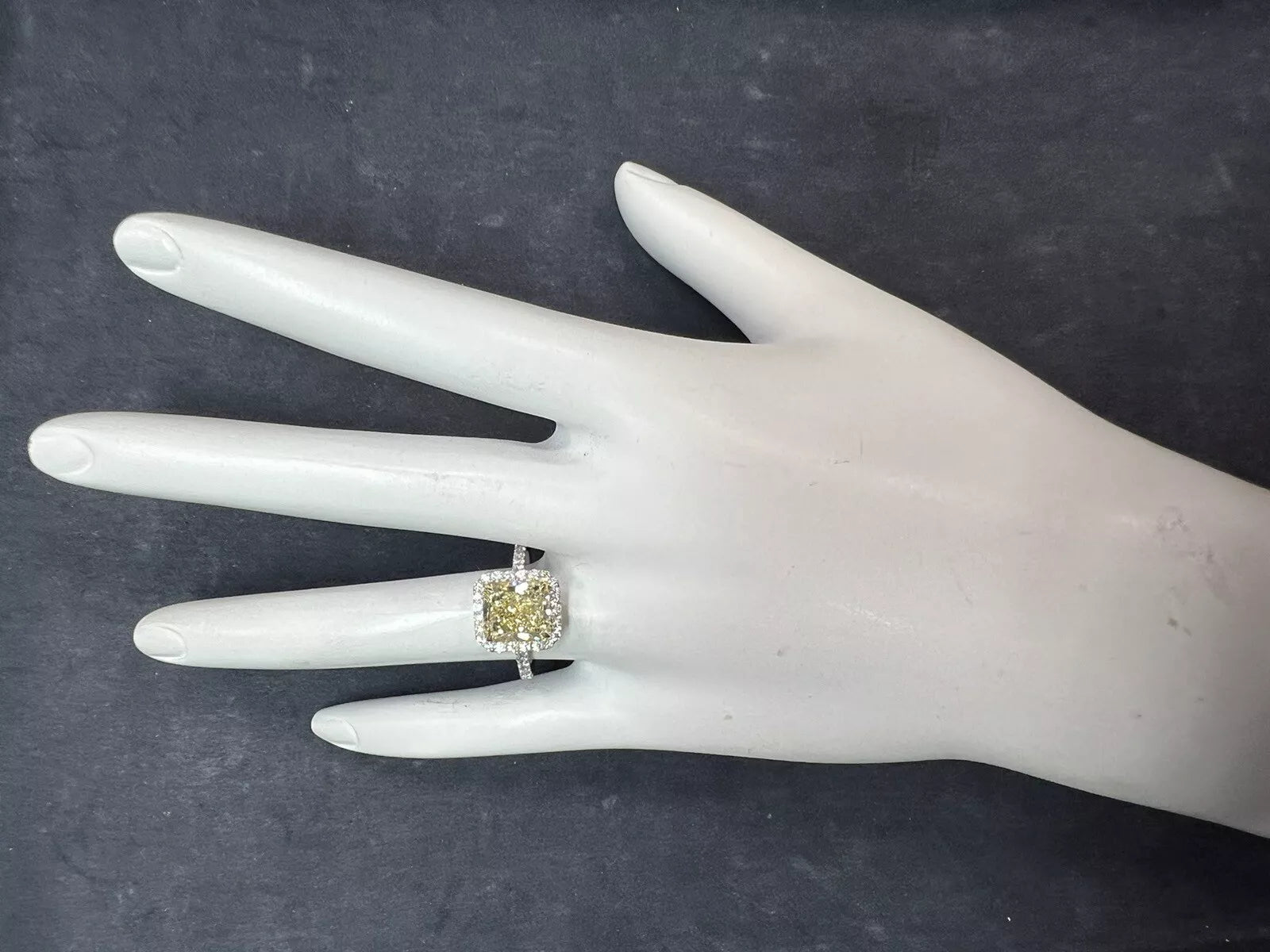 GIA Certified 3.61 Carat Natural YZ Light Yellow VS2 Diamond Plt Engagement Ring
