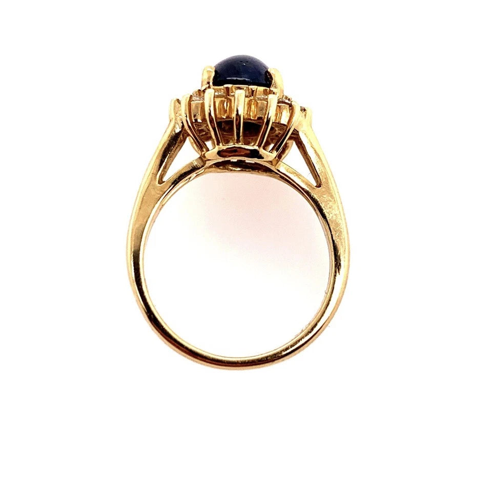 Retro Gold Cocktail Ring 4.50 Carat Natural Blue Sapphire & Diamond Circa 1960