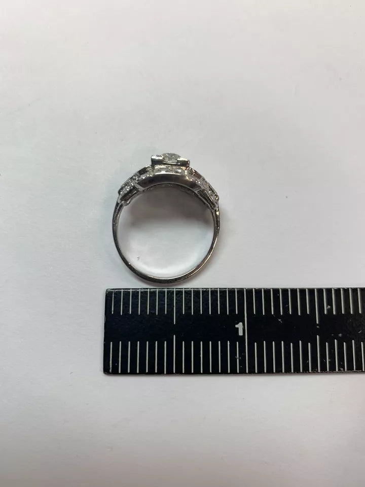 Art Deco Gold Ring 1.25 Carat Natural Old Euro & Baguette Diamond Circa 1950