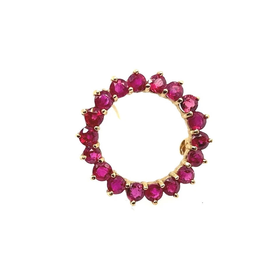 Retro Gold 4 Carat Natural Red Ruby Gemstone Circular Brooche Pin, Circa 1970