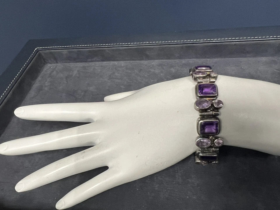 Retro Silver 925 Purple Oval & Emerald Cut Natural Amethyst Bracelet Circa 1960