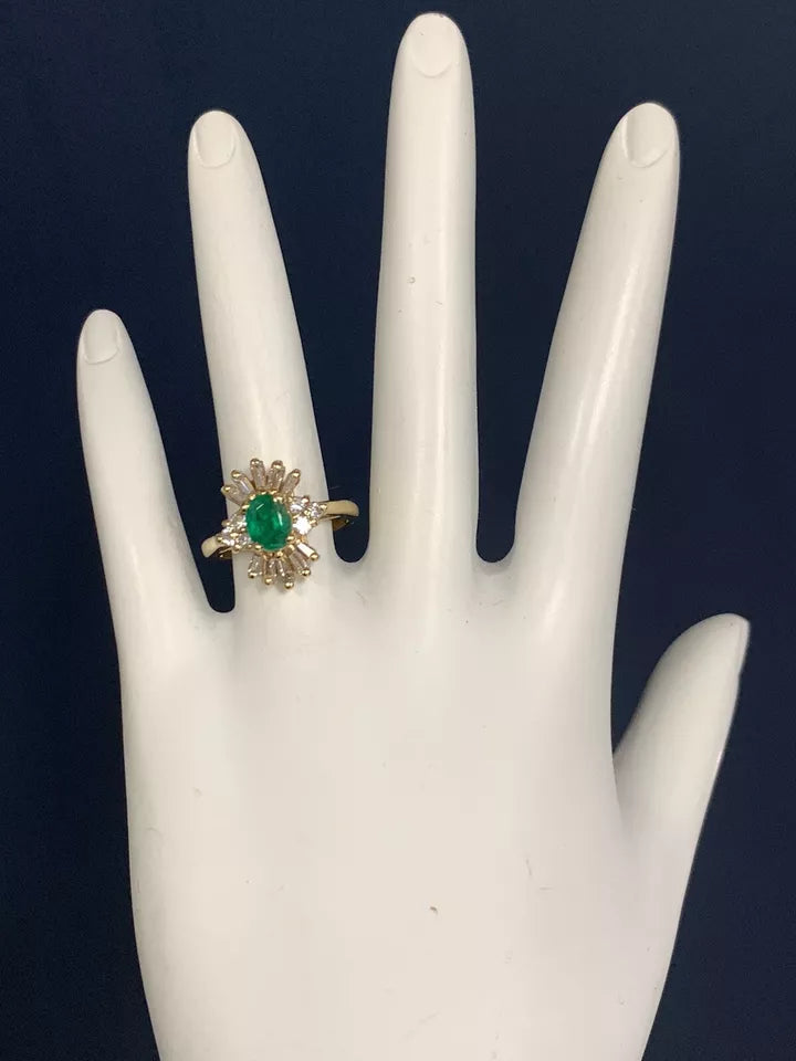 1.30 Carat Retro Gold Ring Natural Oval Green Emerald Gemstone & Diamond 1980