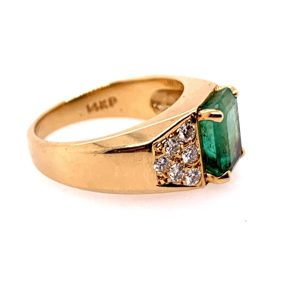Retro Gold 2.30 Carat Cocktail Ring Natural Emerald Gem & Diamond Circa 1960